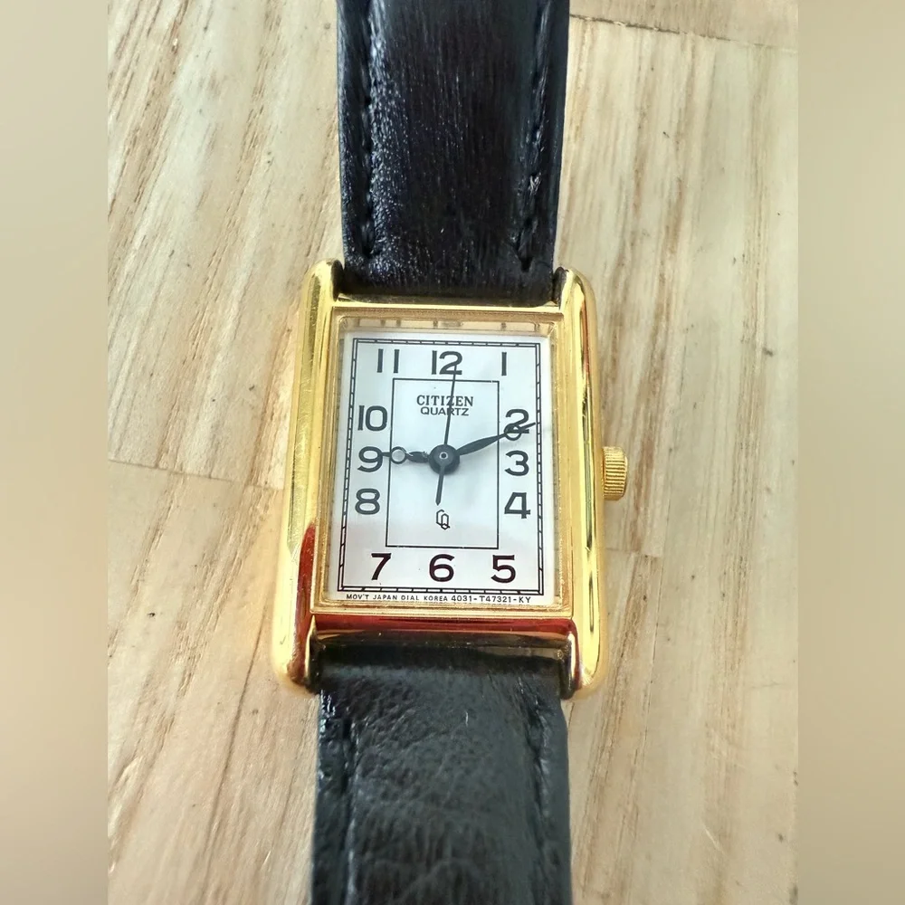 Citizen Quartz ladies tank rectangular gold tone black leather watch NEW BATTERY